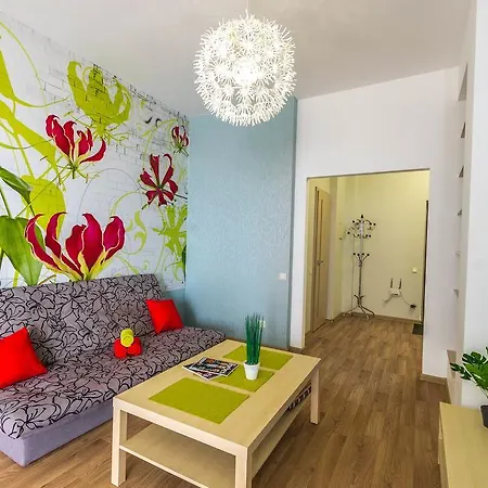On Serednofontanska Street Apartment *