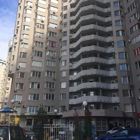 On Serednofontanska Street